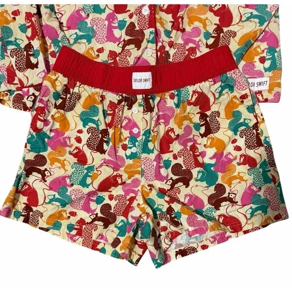 Taylor Swift Squirrel Pajama Set We Are Never Ever Getting Back Together Medium - Picture 5 of 16